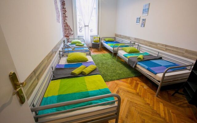 Friends Hostel and Apartments Budapest