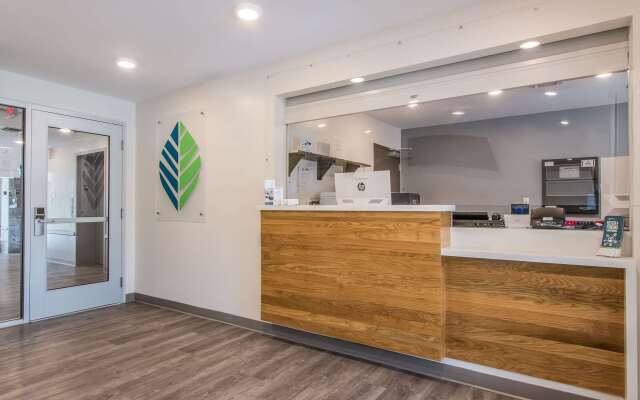 WoodSpring Suites Doral Miami Airport