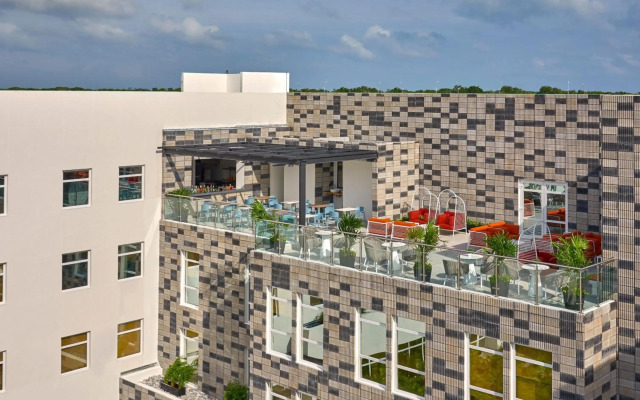 City Express Plus by Marriott Cancún Aeropuerto Riviera