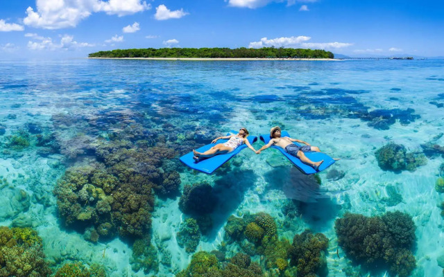 Green Island Resort