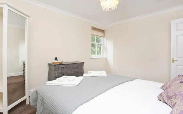 Saint Lawrence Apartment 1