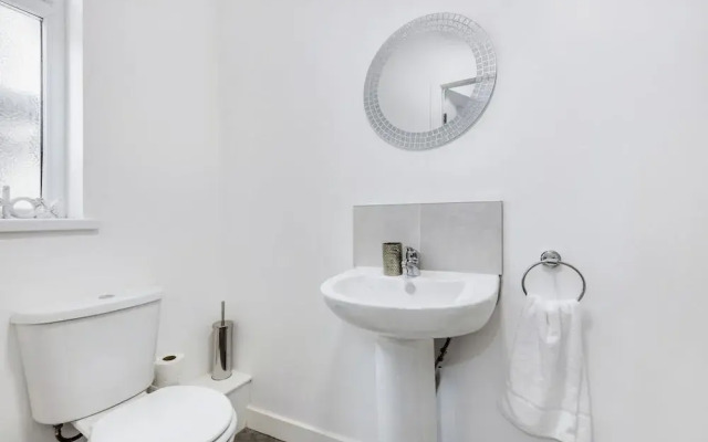 Central Apartments by Sasco