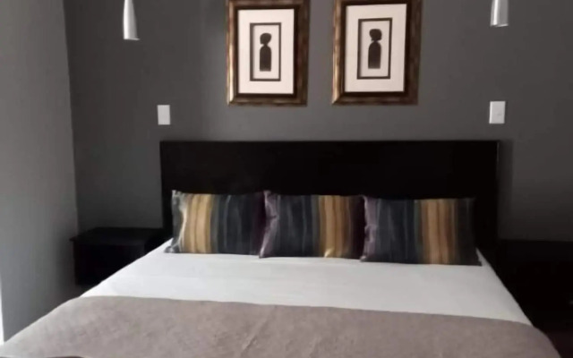 Turaco Lodge