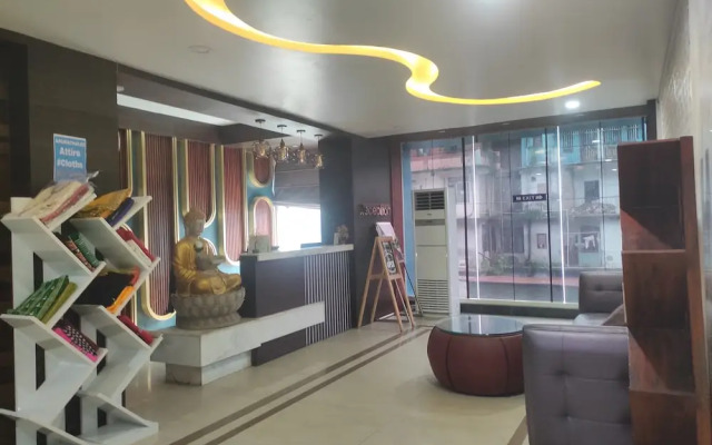 Hotel Obsidian Blue