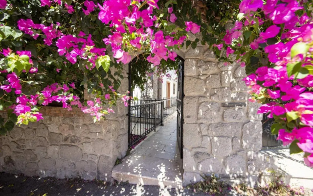 Enchanting House With Backyard in Bodrum
