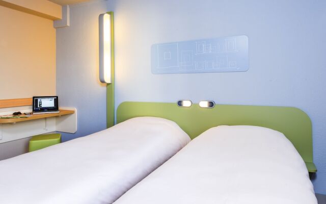 ibis budget Courbevoie Paris