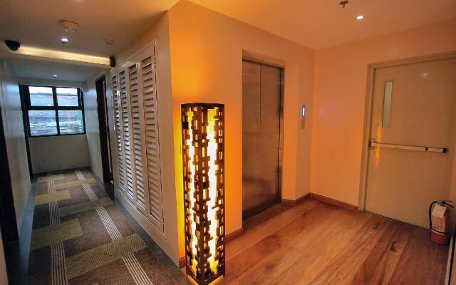 The Suez Serviced Studios Makati
