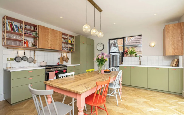 Chic and Colourful Family Home by Underthedoormat