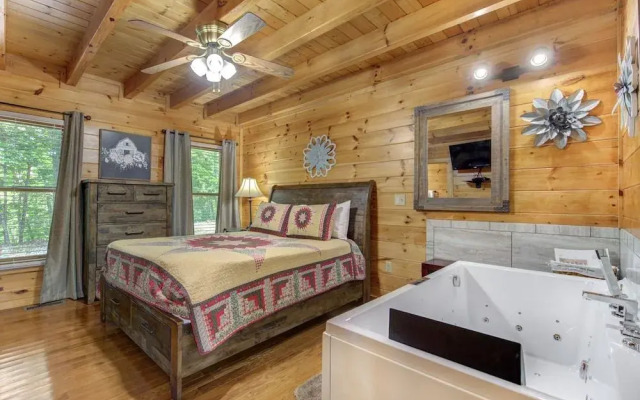 Macys Hideaway by Jackson Mountain Rentals