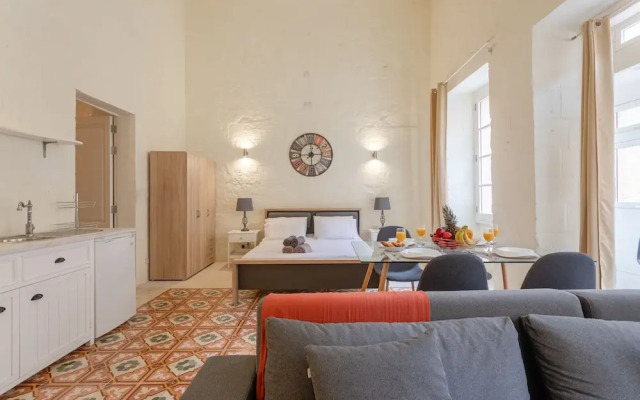 Historic Valletta Private Houses