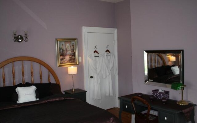 Stonehurst Bed and Breakfast