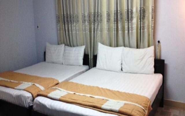 Long Phu Hotel
