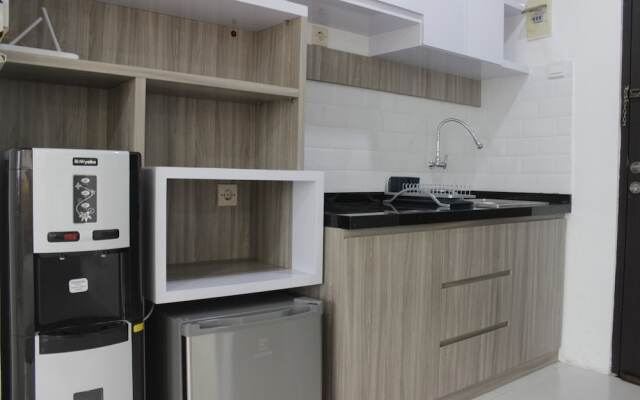 Spacious And Modern Studio Room Apartment At Grand Asia Afrika