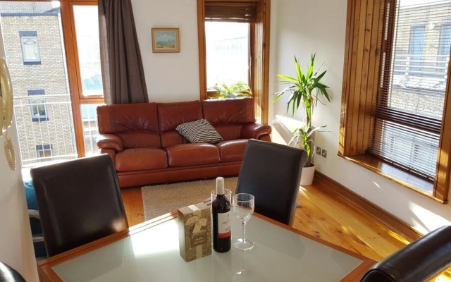 MetroStays - Temple Bar 25