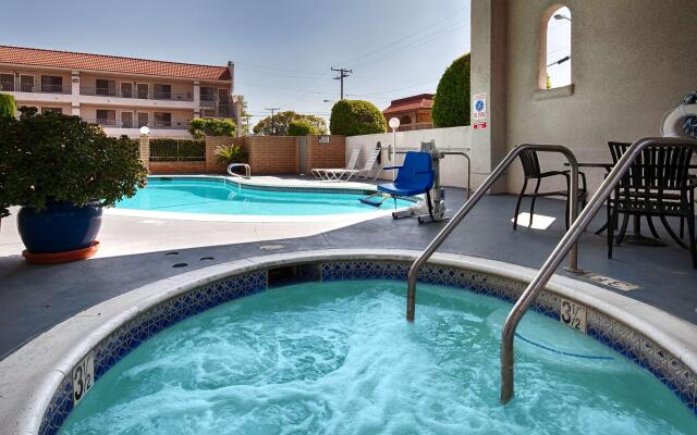 Best Western Pasadena Royale Inn & Suites