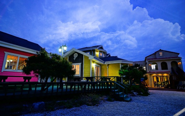 Buan lemon terrace pension