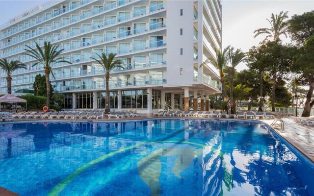 Sirenis Hotel Tres Carabelas & SPA