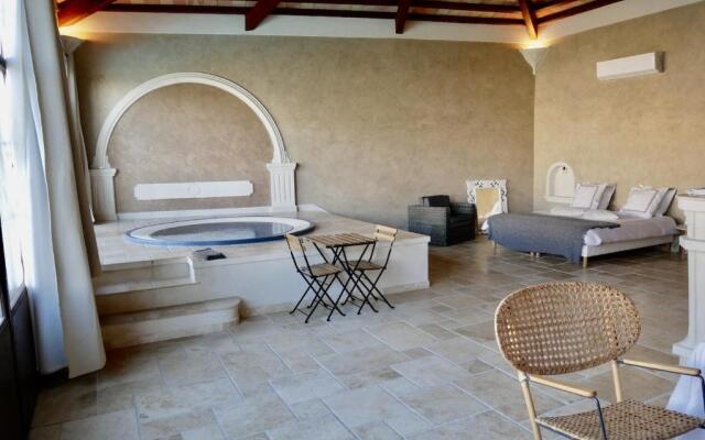 Le Pool House - Private Jacuzzi - Mas des Sous Bois