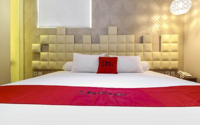 RedDoorz Plus near Tugu Jogja