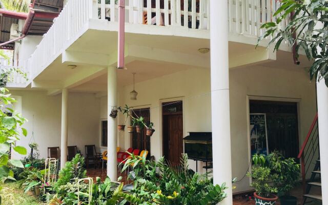 Sudu Neluma Home Stay