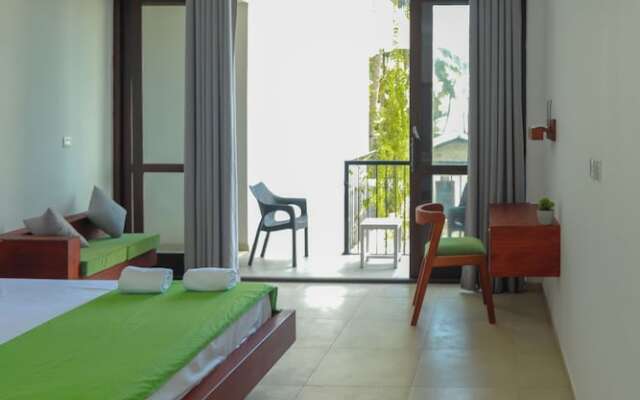 Traveller's Hotel Hikkaduwa