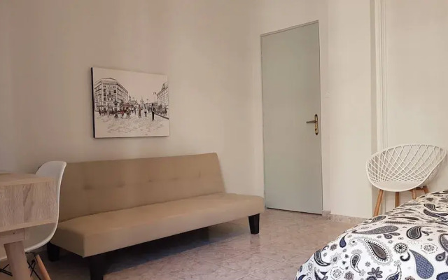 Erra - Champagne - Athens Center