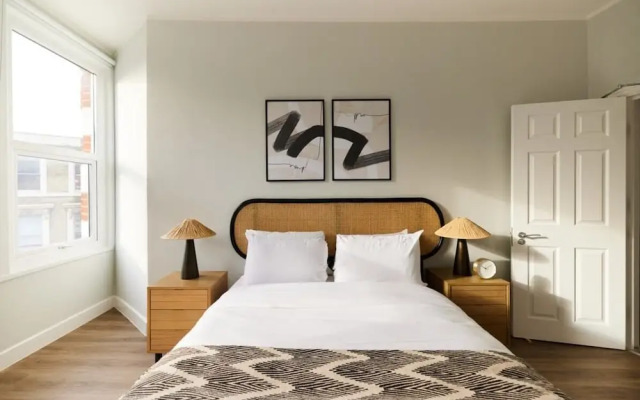 The Hammersmith Escape - Alluring 5bdr Flat
