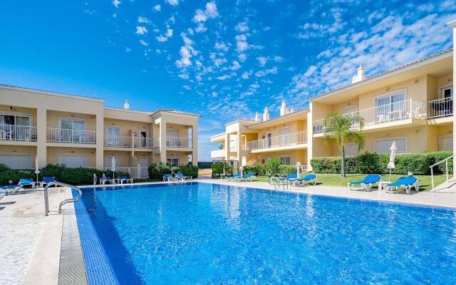 Family Holiday Apartment - Centrally Located - Vale de Parra