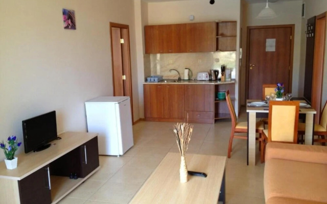 Aheloy Palace Apartments