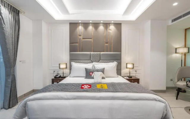 Mastiff Select Mandavya Dharamkot