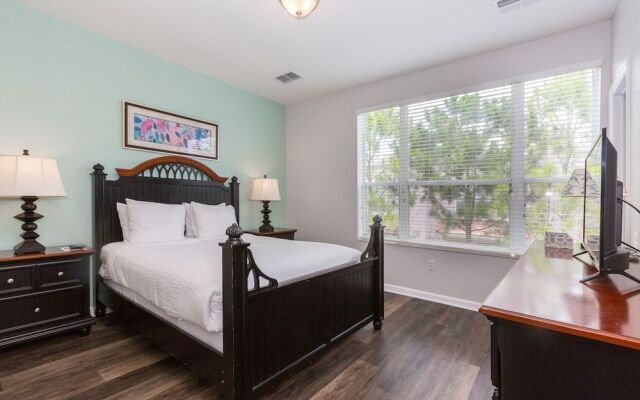 Luxury Townhome 3 Bedroom Condo by Redawning