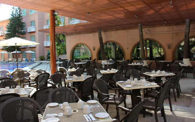 Hotel Castillo Huatulco & Beach Club