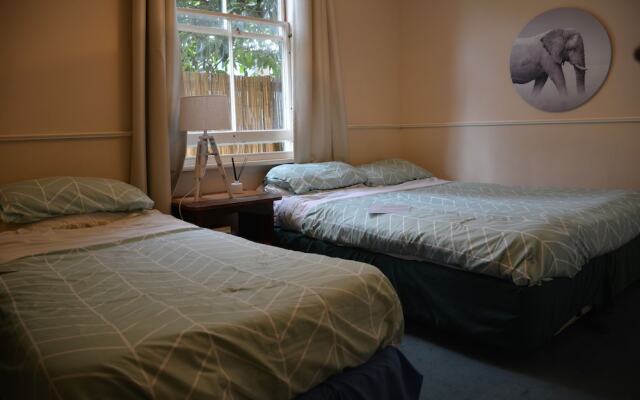 The Fountain Backpackers