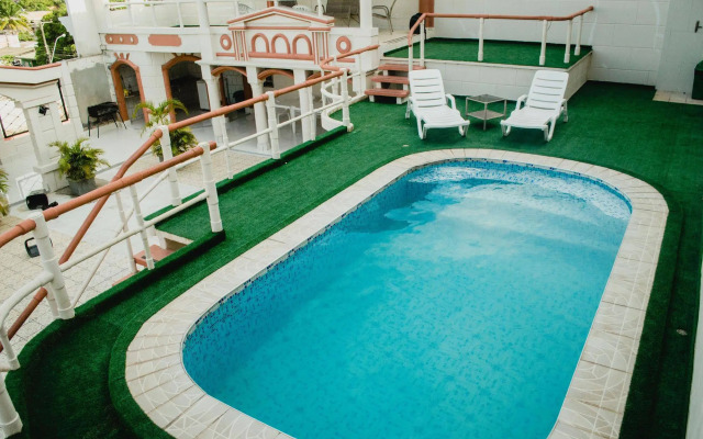 Atalanta Hotel