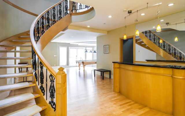 Vancouver West Luxurious House