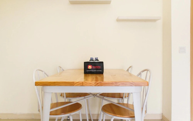 Nice and Comfy 3BR at Meikarta Apartment