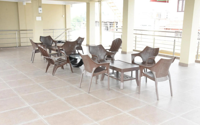 Hotel Aqua Breeze by OYO Rooms