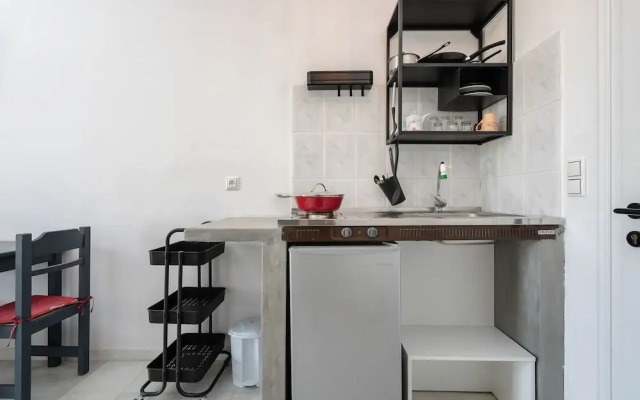 Diamantis studios apartments
