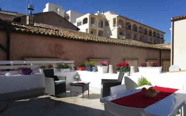 Charming Apartment Ortigia