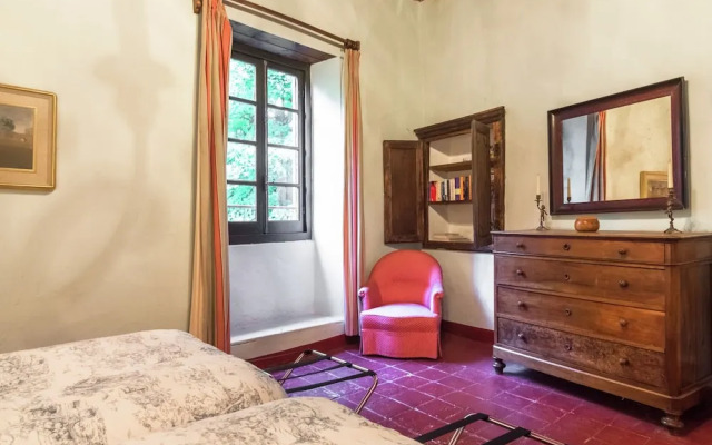 Apartment in Cut Monferrato With Garden