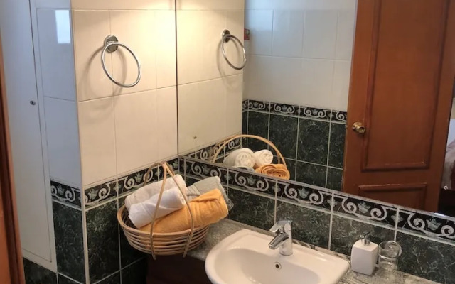 Hedges Court Residencies Town Hall-2 Room 3 Bed Apartment