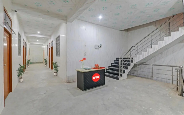 Oyo Flagship 702816 Sana Guest House