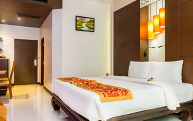 Nipa Resort