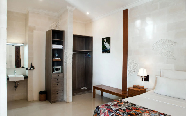 Sea Breeze Candidasa