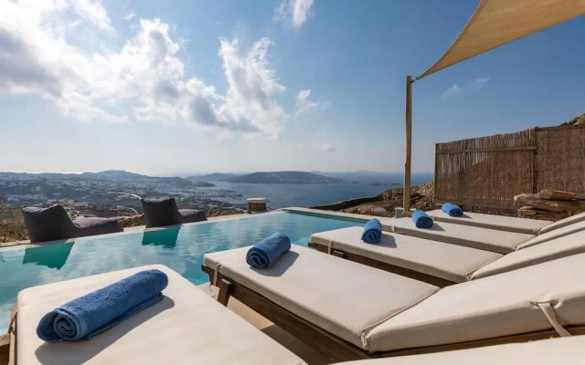 Mykonos Divino