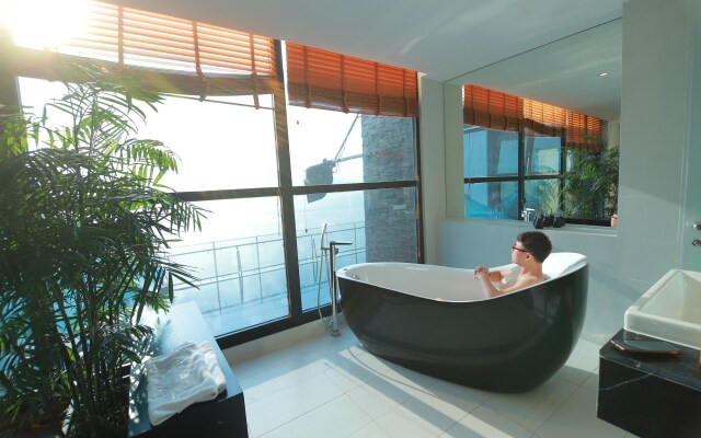 Maple Hotel & Apartment