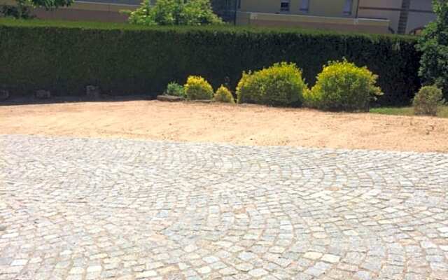 Le Prieuré St Marcel