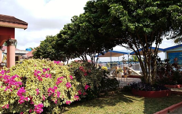 Waterfront Paradise Resort