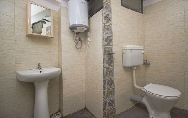 OYO 3875 Hotel Everest Glory