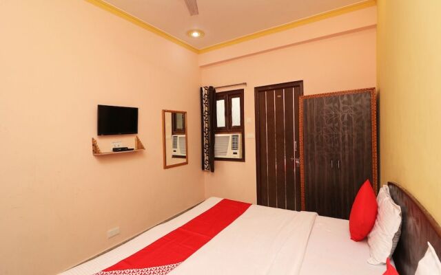 Oyo 22015 Hotel Lakshya Palace